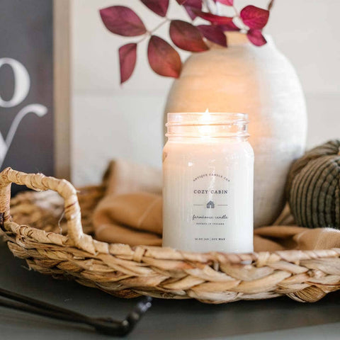 Antique Candle Co.® - Cozy Cabin 16 oz candle - Main Street Roasters®