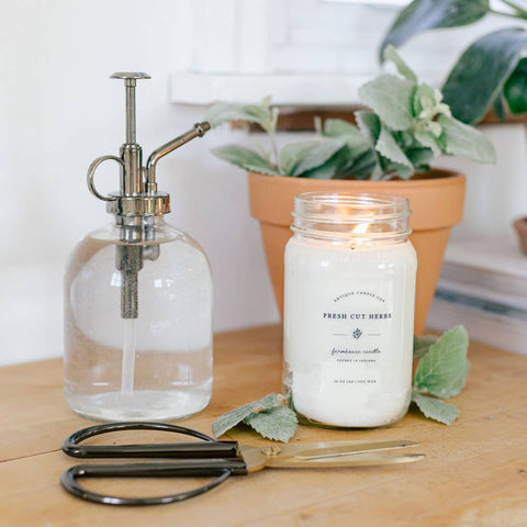 Antique Candle Co.® - Fresh Cut Herbs 16 oz candle - Main Street Roasters®